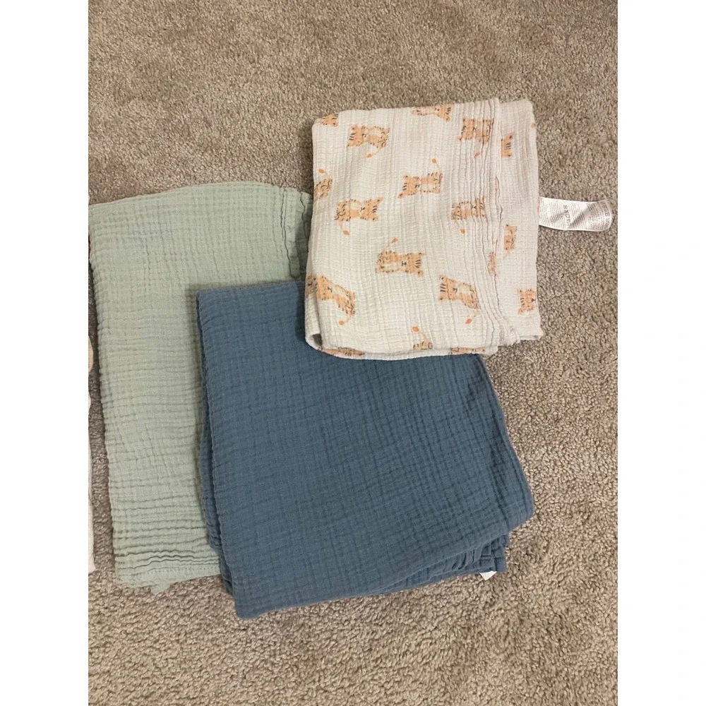 Lot of 9  Baby Muslin Swaddle Blanket Bamboo Neutral Boho supersoft cozy
